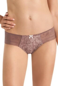 Rosa Faia Spitzenslip Fleur